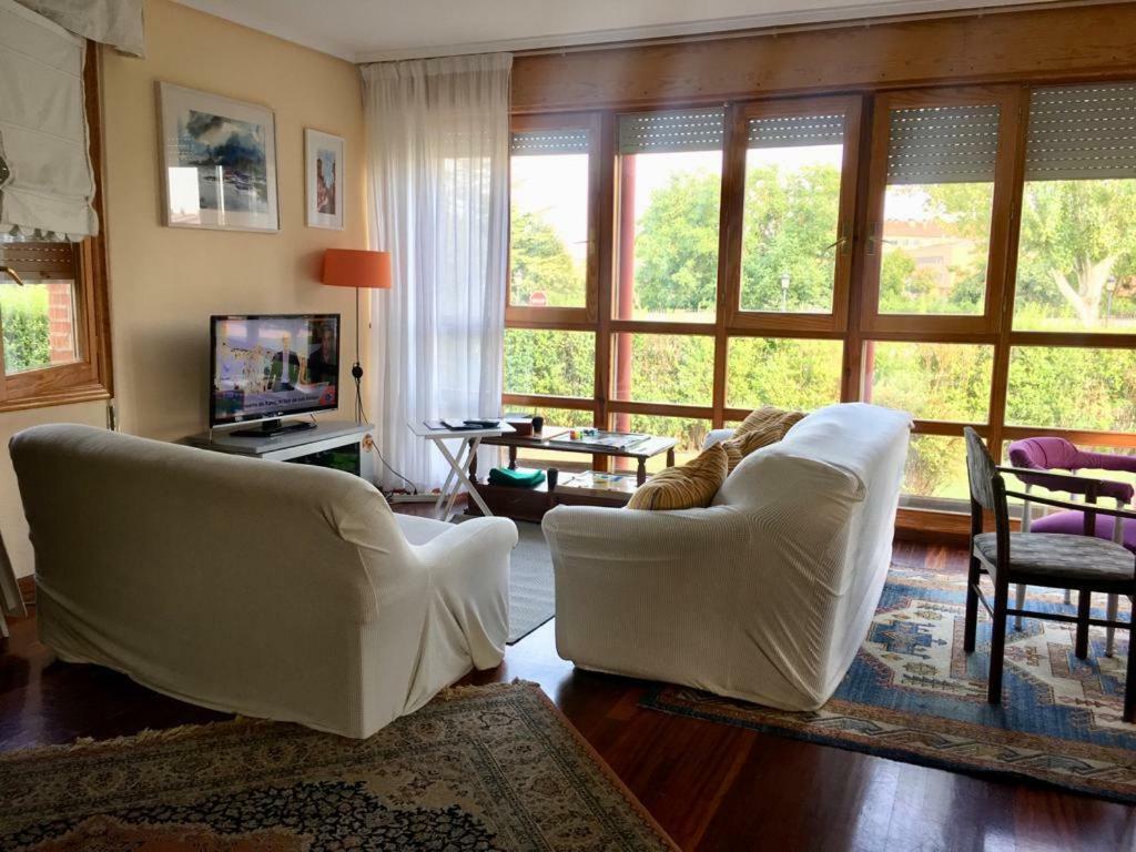 Preciosa Casa Independiente Con Piscina Cubierta Y Gran Jardin Privados Haro Ngoại thất bức ảnh